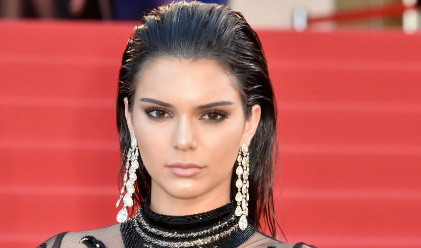 1. You Need These Things To Do Wet Hair Looks